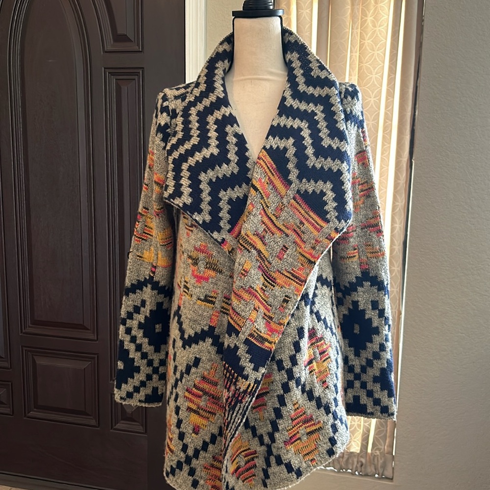 Geometric Patterned Open Front Sweater